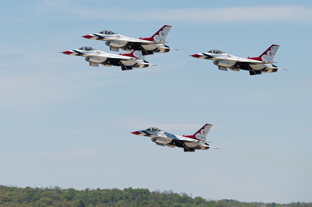 Thunderbirds perform at Sound of Speed Air Show