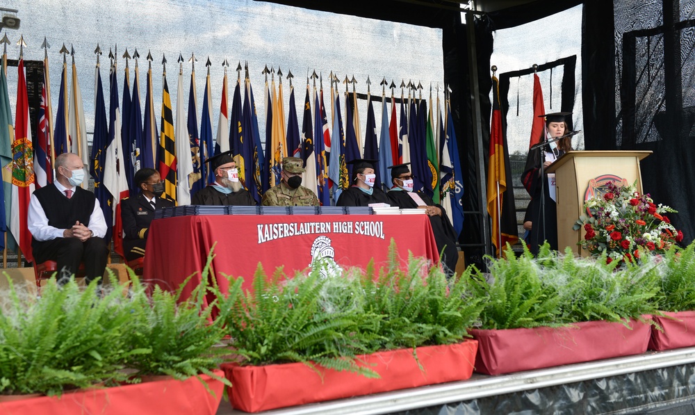 Kaiserslautern High graduates seniors