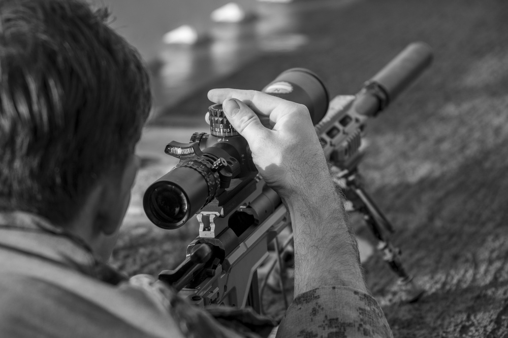 15th MEU ADR Detachment fire sniper rifles aboard USS Makin Island