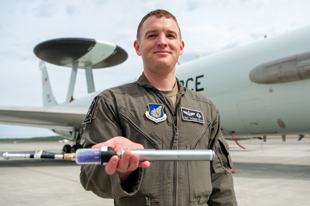 962nd AACS Airman alleviates the pressure from the E-3 Sentry