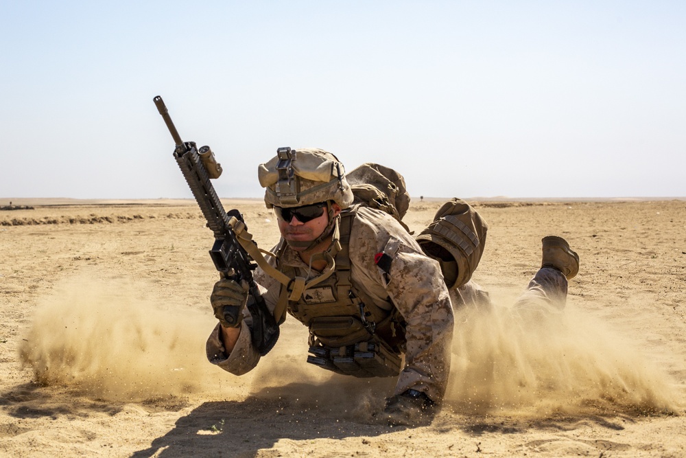 15th MEU Marines participate in high explosive range