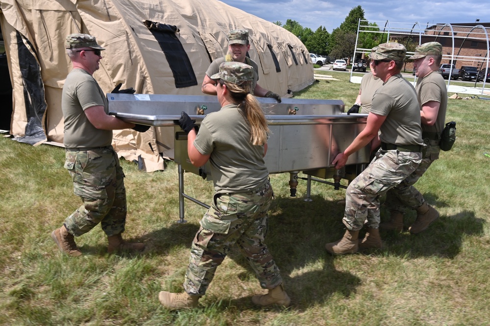 119th Services Flight sets up mobile kitchen and feeds unit during exercise