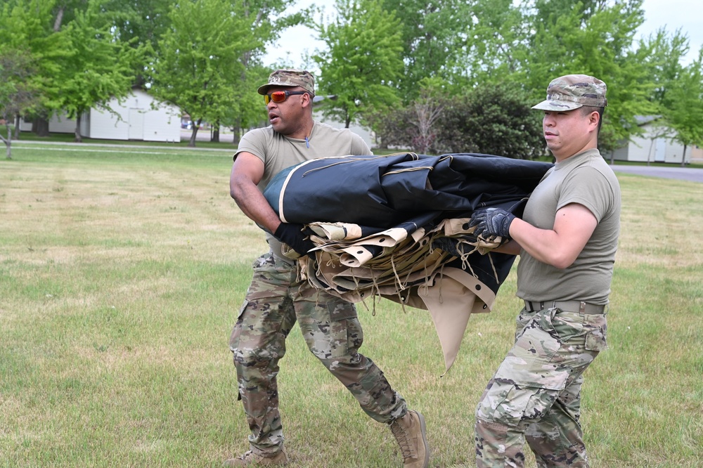 119th Services Flight sets up mobile kitchen and feeds unit during exercise