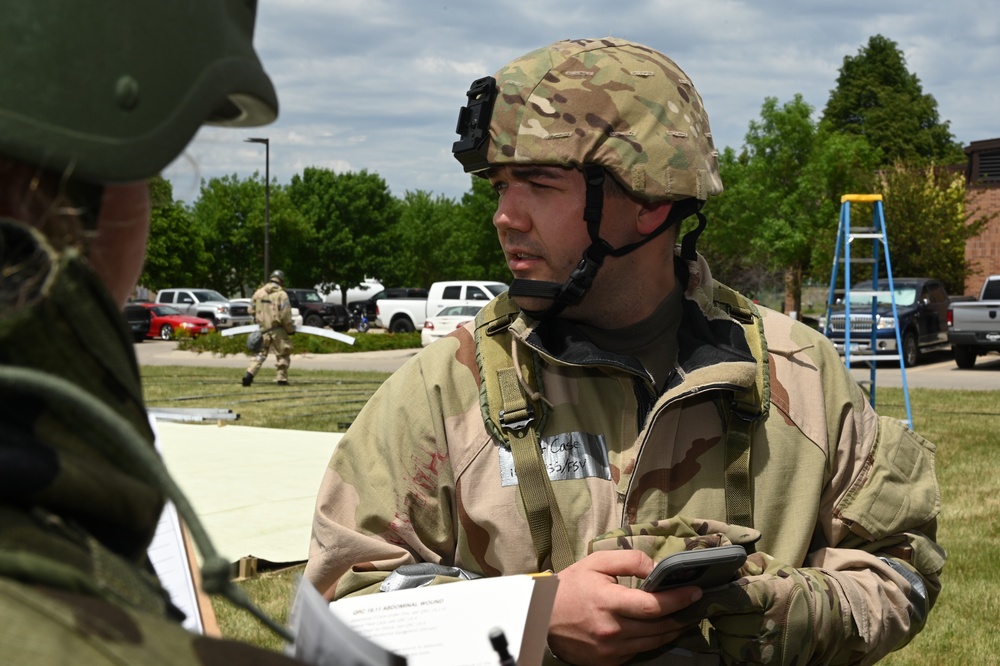 119th Services Flight sets up mobile kitchen and feeds unit during exercise