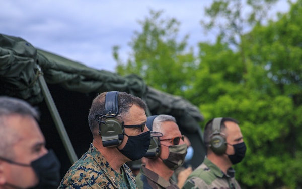 2d MARDIV CG visits French Forces