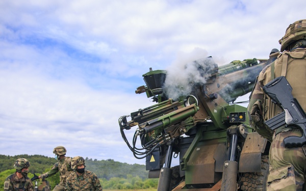 2d MARDIV CG visits French Forces