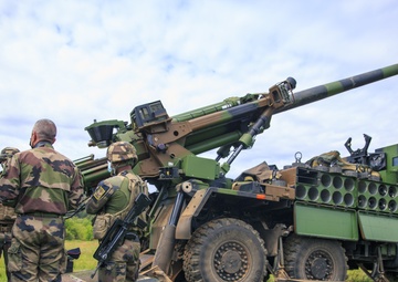 2d MARDIV CG visits French Forces