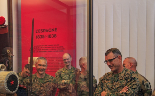 2d MARDIV CG visits French Forces