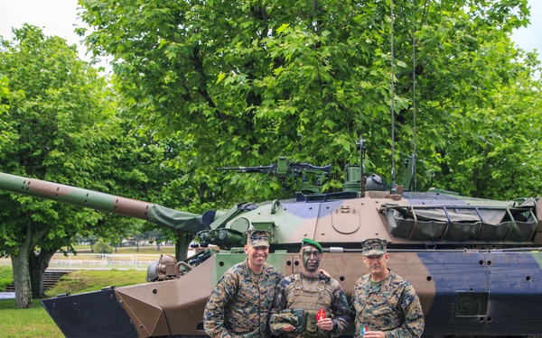2d MARDIV CG visits French Forces