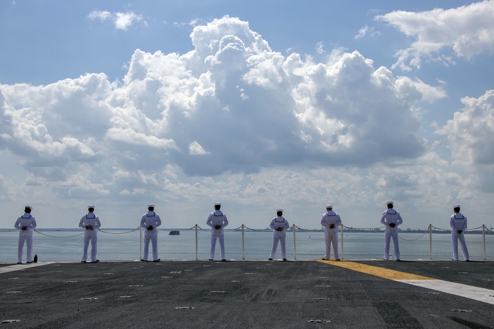 USS GERALD R. FORD (CVN 78) MAN THE RAILS