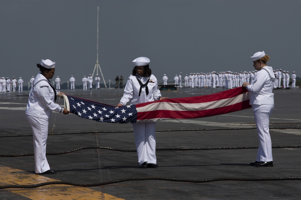 USS GERALD R. FORD (CVN 78) MAN THE RAILS