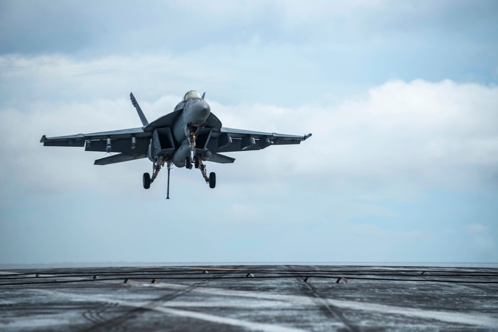 USS Ronald Reagan (CVN 76) Flight Operations