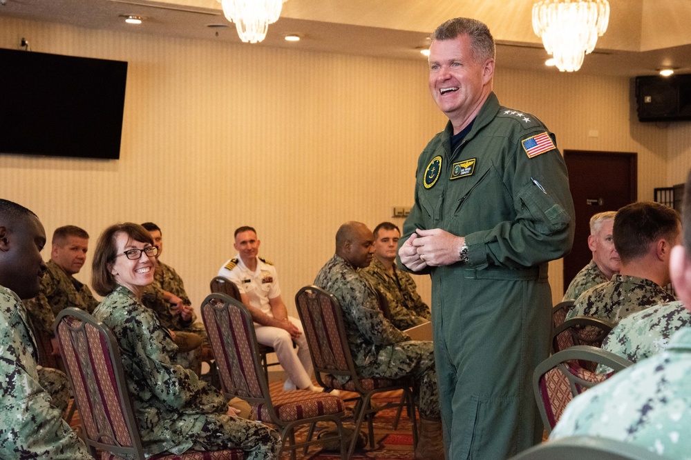 Commander, U.S. Pacific Fleet visits CFAY