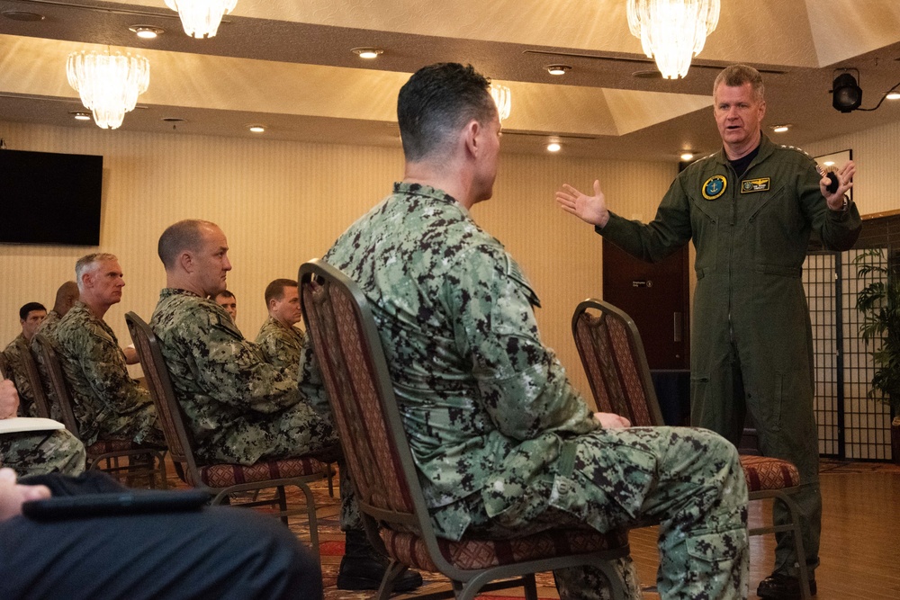 Commander, U.S. Pacific Fleet visits CFAY