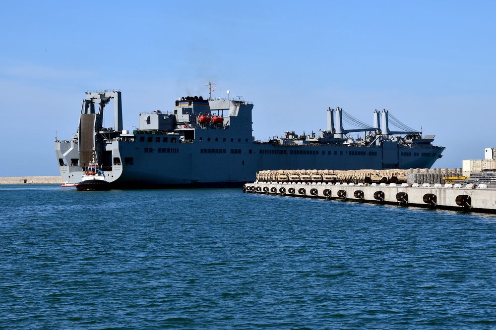 839th Transportation Battalion dock operations at Livorno Port