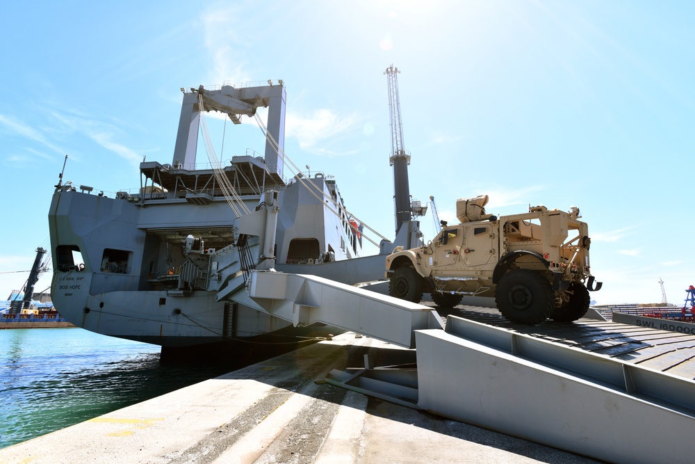 DVIDS - Images - 839th Transportation Battalion dock operations at ...