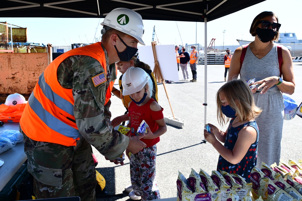 839th Transportation Battalion dock operations at Livorno Port