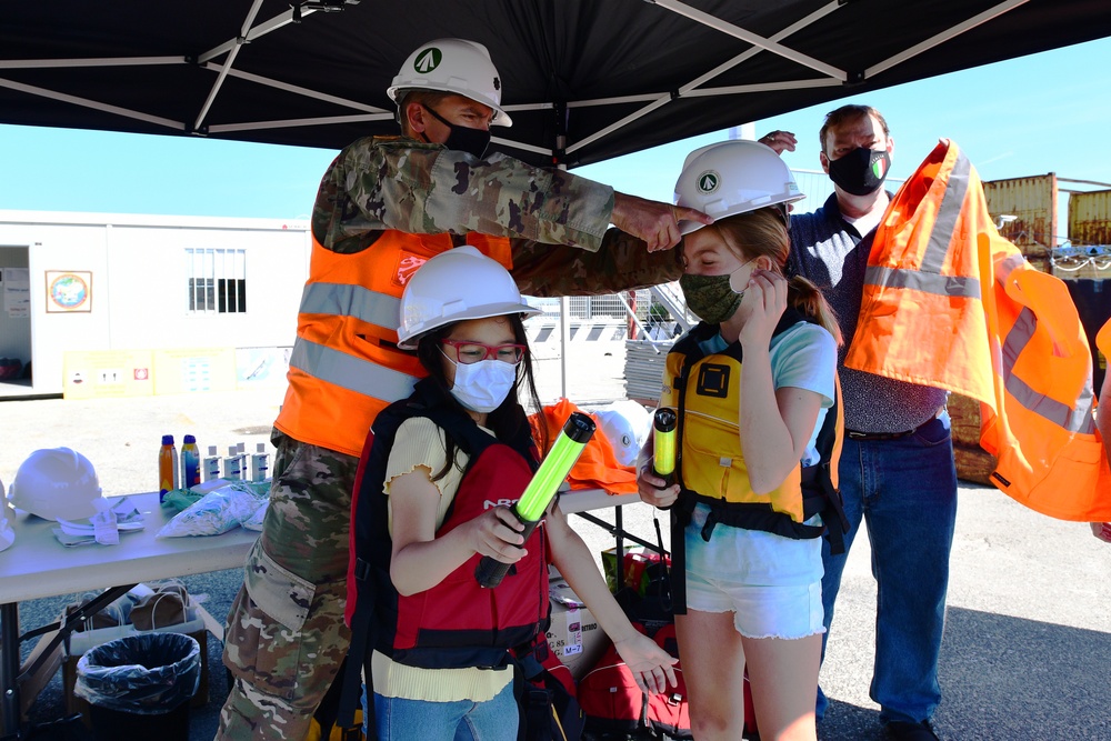 839th Transportation Battalion dock operations at Livorno Port