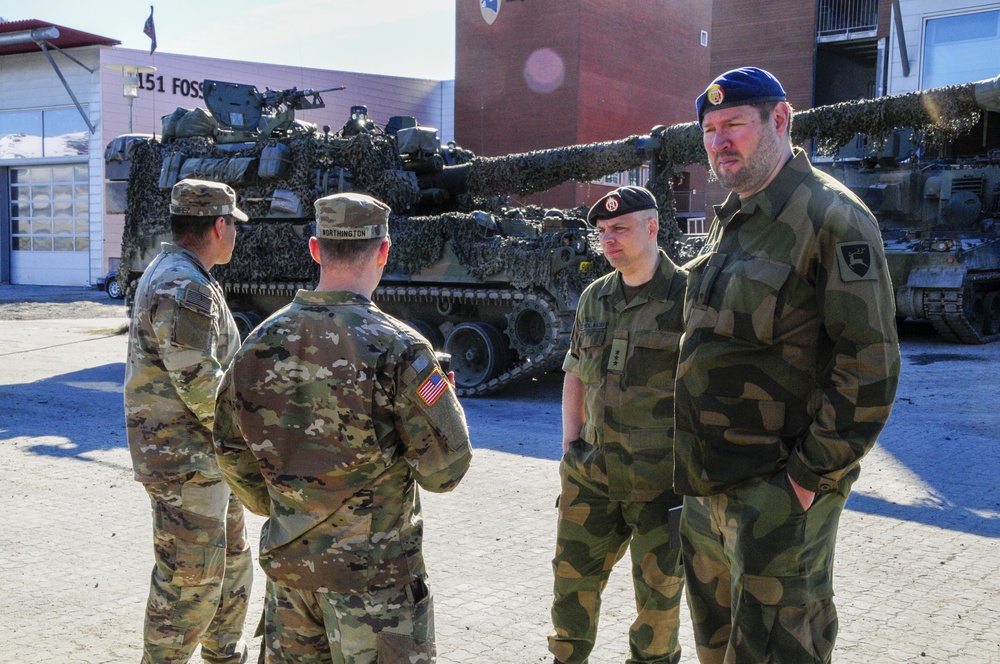 41st FAB and Norwegian Army Talk Shop