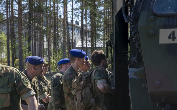 41st FAB and Norwegian Army Talk Shop