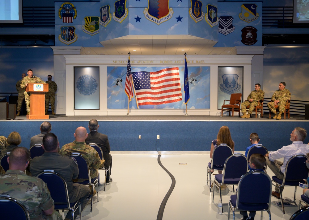 461st Maintenance Group welcomes new commander