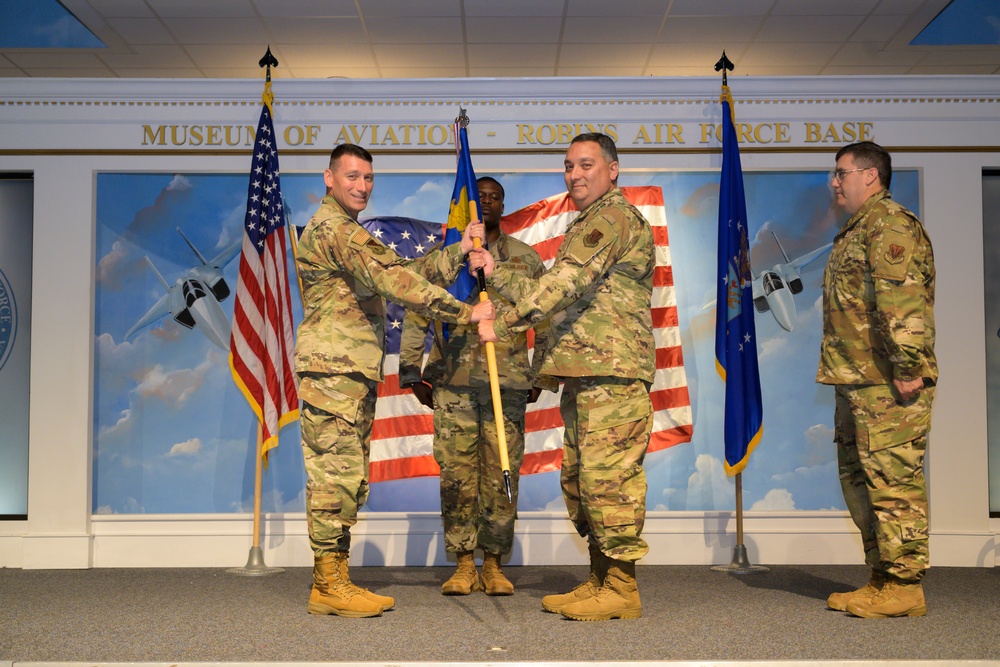 461st Maintenance Group welcomes new commander