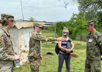 U.S. Army Reserve, Bulgarian troops share CBRN skills
