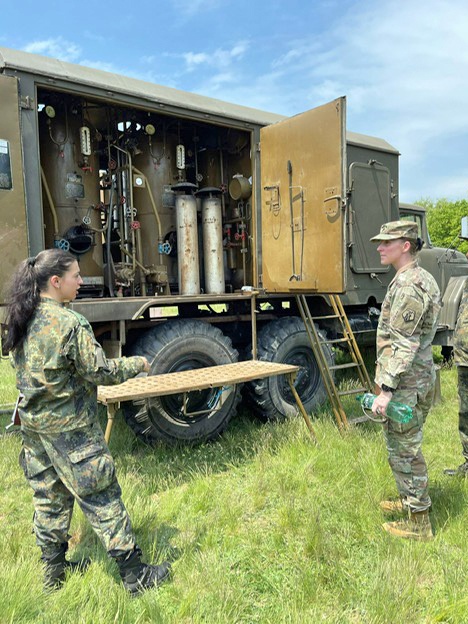 U.S. Army Reserve, Bulgarian troops share CBRN skills
