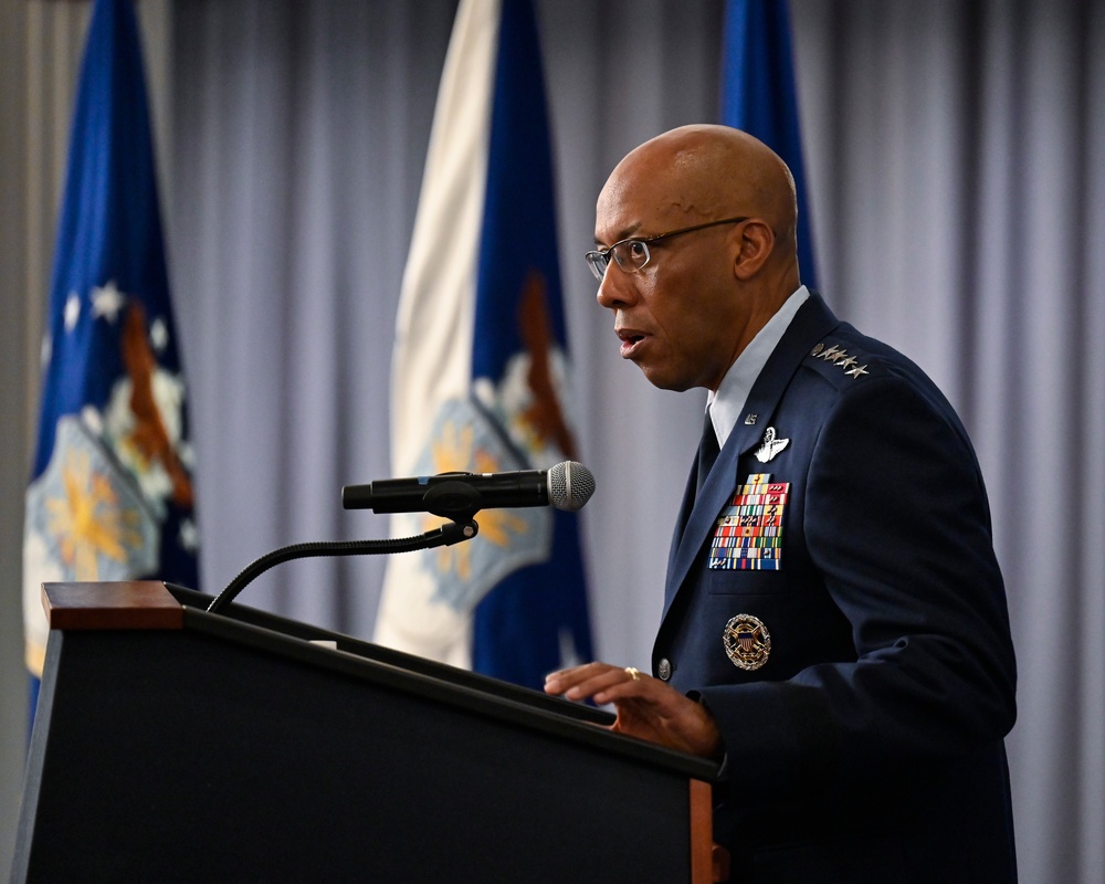 CSAF promotes Maj. Gen. Robert Miller