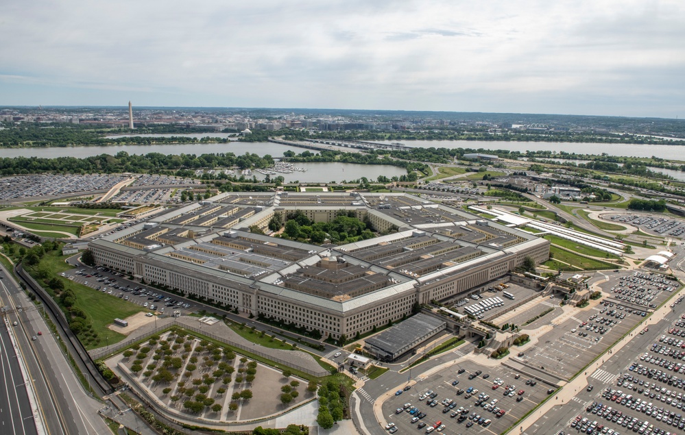 Aerial photos over Pentagon and National Mall