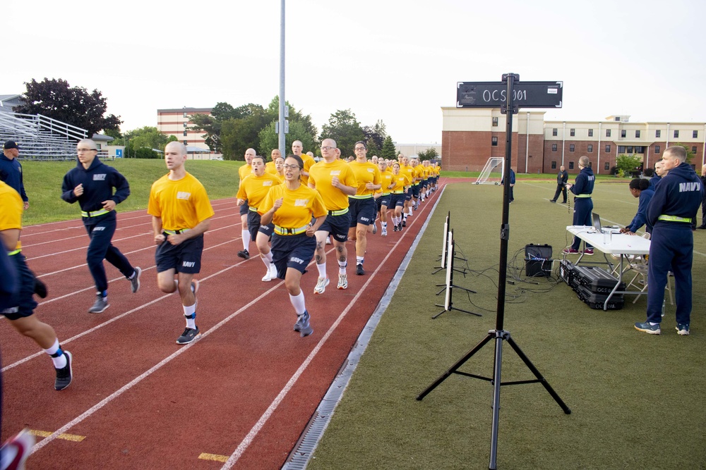 210601-N-WJ386-1107 NEWPORT, R.I. (June 1, 2021) Navy OCS class conducts PT test