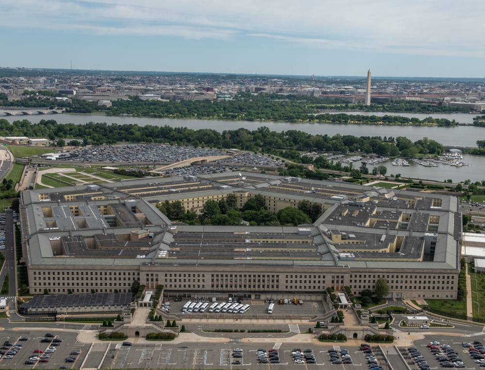 Aerial photos over Pentagon and National Mall