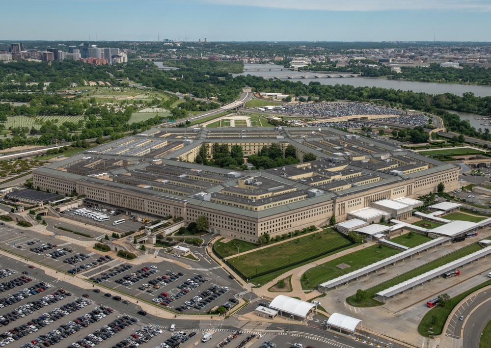 Aerial photos over Pentagon and National Mall