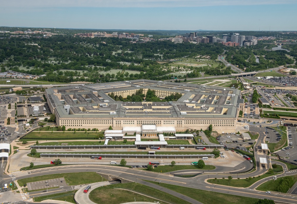 Aerial photos over Pentagon and National Mall