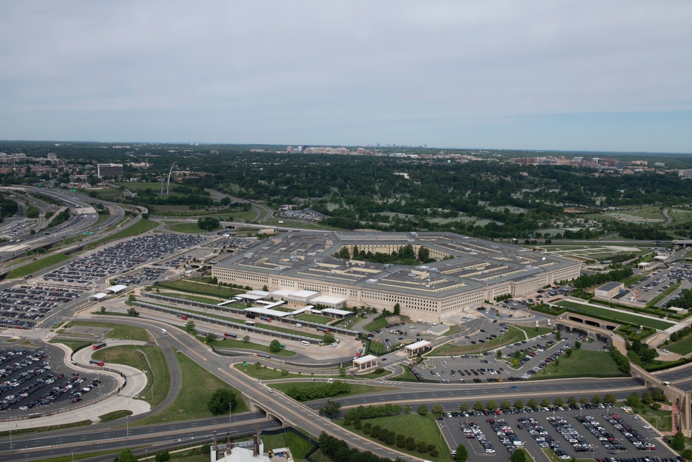 Aerial photos over Pentagon and National Mall