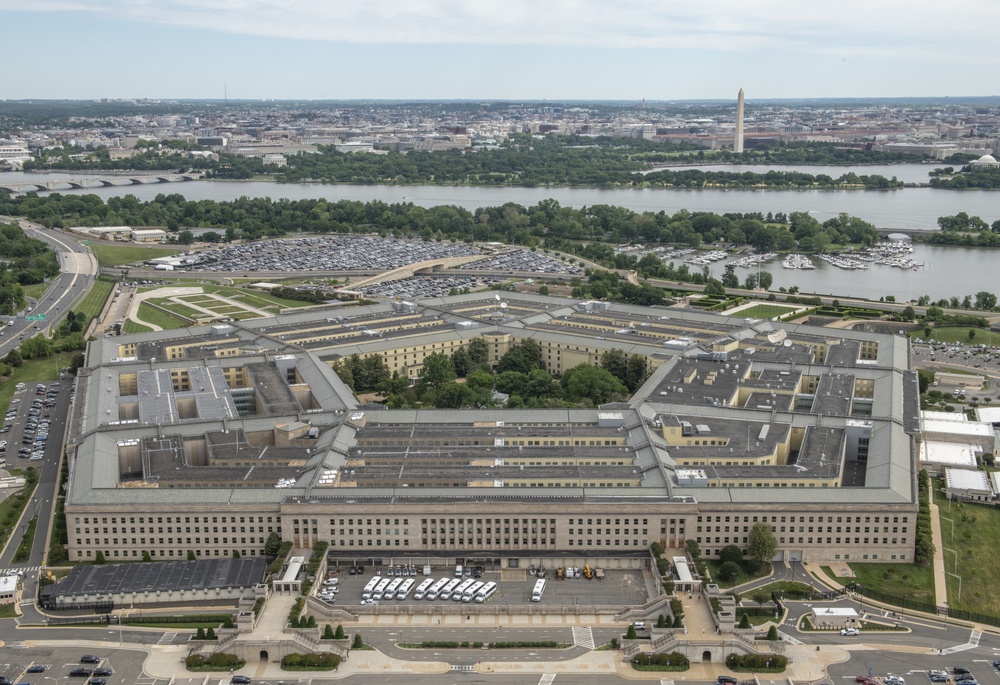 Aerial photos over Pentagon and National Mall