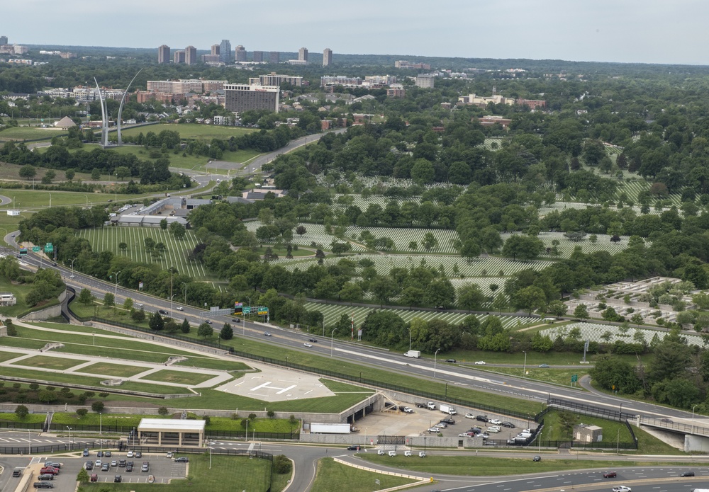 Aerial photos over Pentagon and National Mall