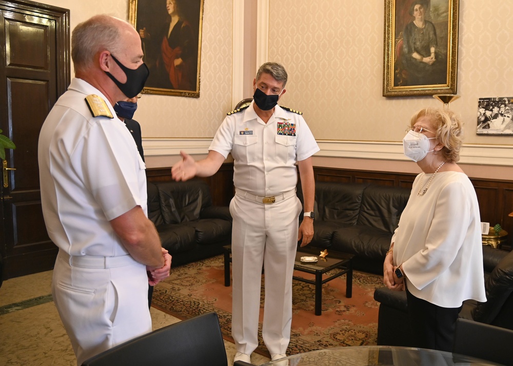 Commander Navy Region EURAFCENT Visits NAS Sigonella and Strengthens Partnerships