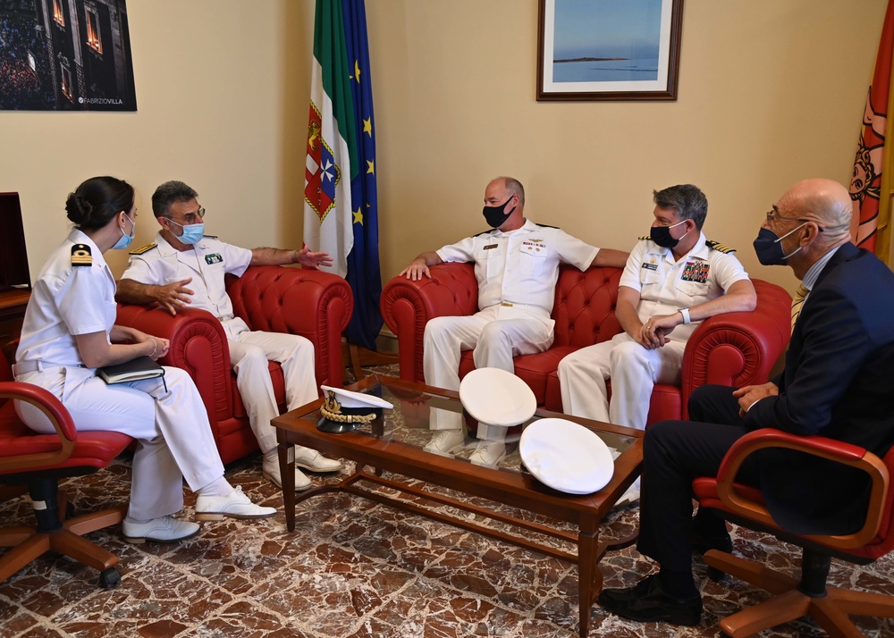 Commander Navy Region EURAFCENT Visits NAS Sigonella and Strengthens Partnerships