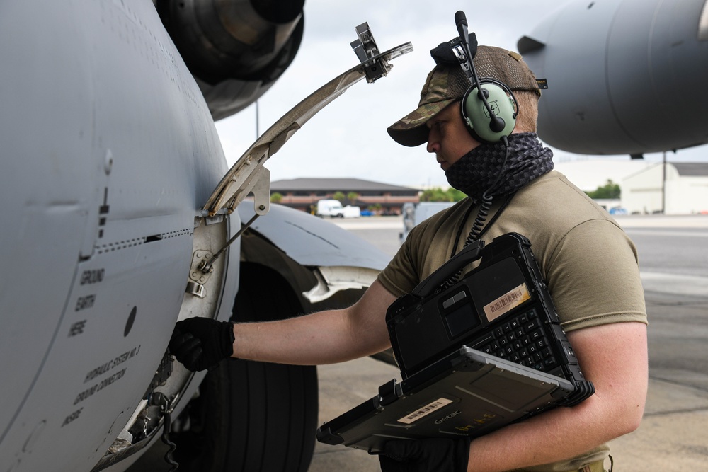 437th Aircraft Maintenance Squadron pre-flight checks