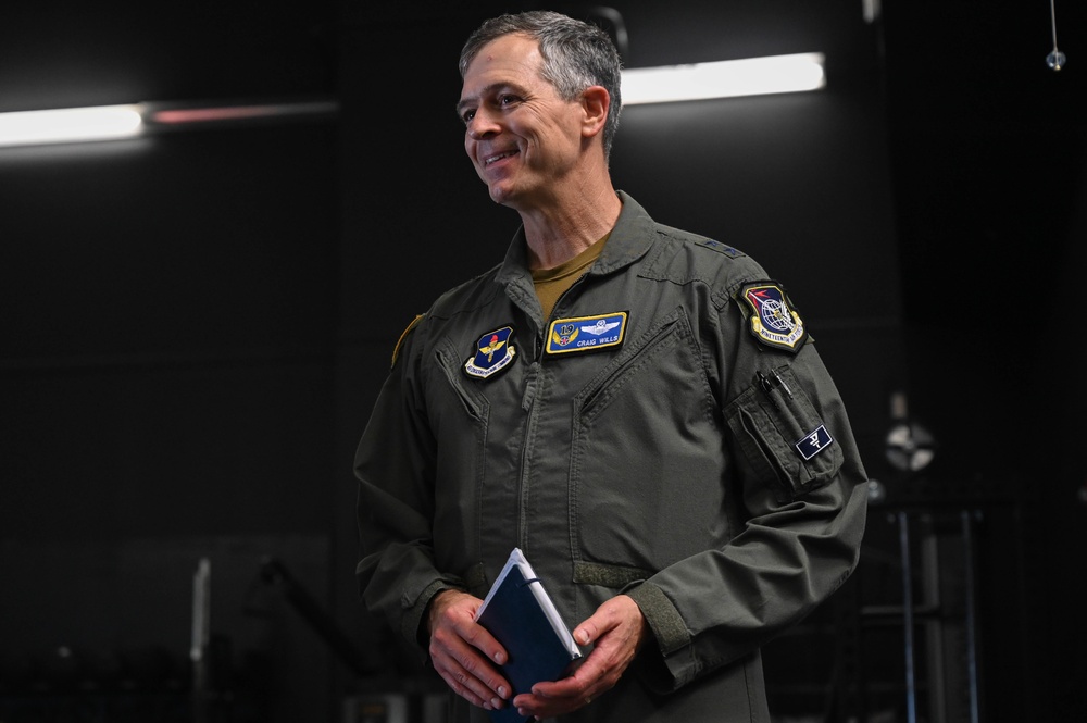 19th Air Force leadership visits the 33rd Fighter Wing