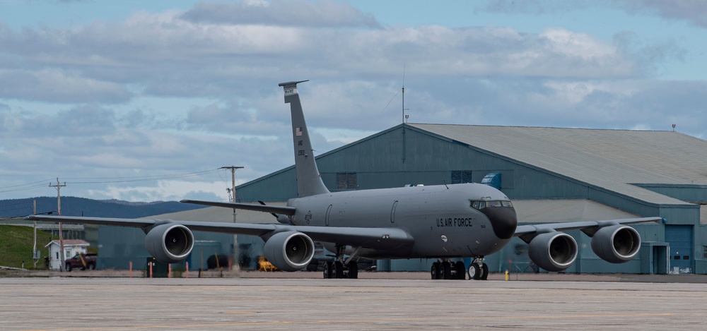 KC-135R Statotanker and 265th CBCS members arrival