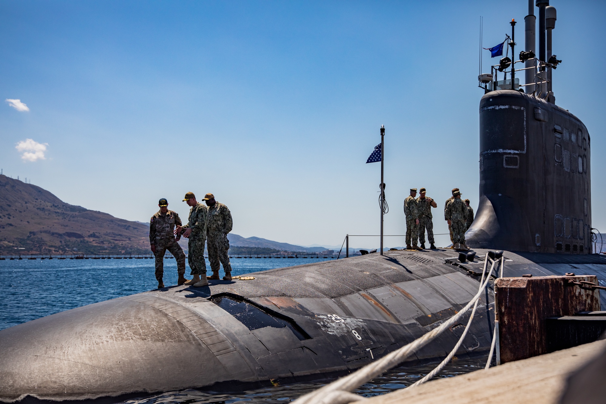 Images - USS New Mexico (SSN-779) Submarine Trains with U.S. Navy SEALs in  Greece [Image 3 of 7] - DVIDS
