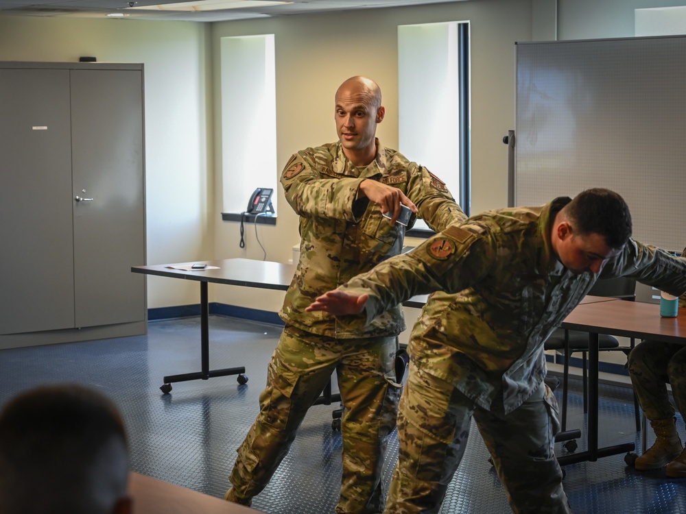 103rd Airlift Wing trains multi-capable maintainers