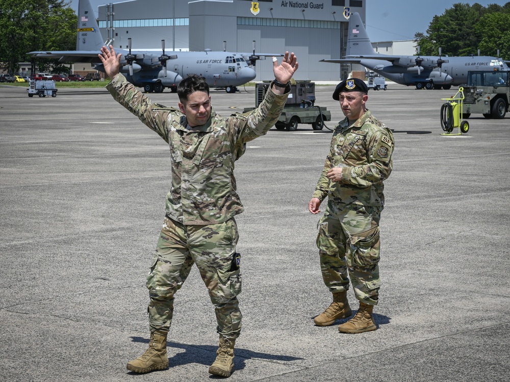 103rd Airlift Wing trains multi-capable maintainers