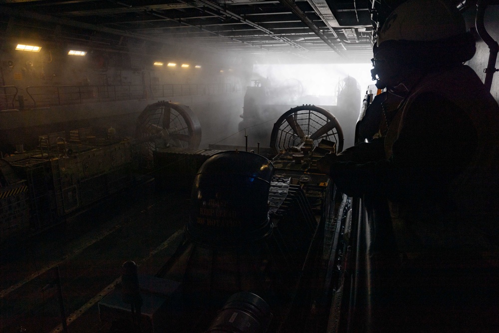 USS New Orleans LCAC Ops Underway