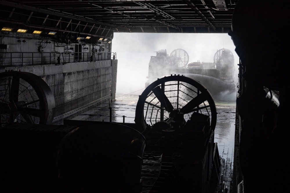 USS New Orleans LCAC Ops Underway