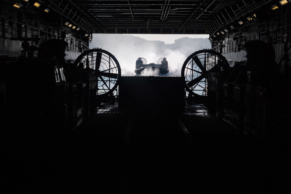 USS New Orleans LCAC Ops Underway