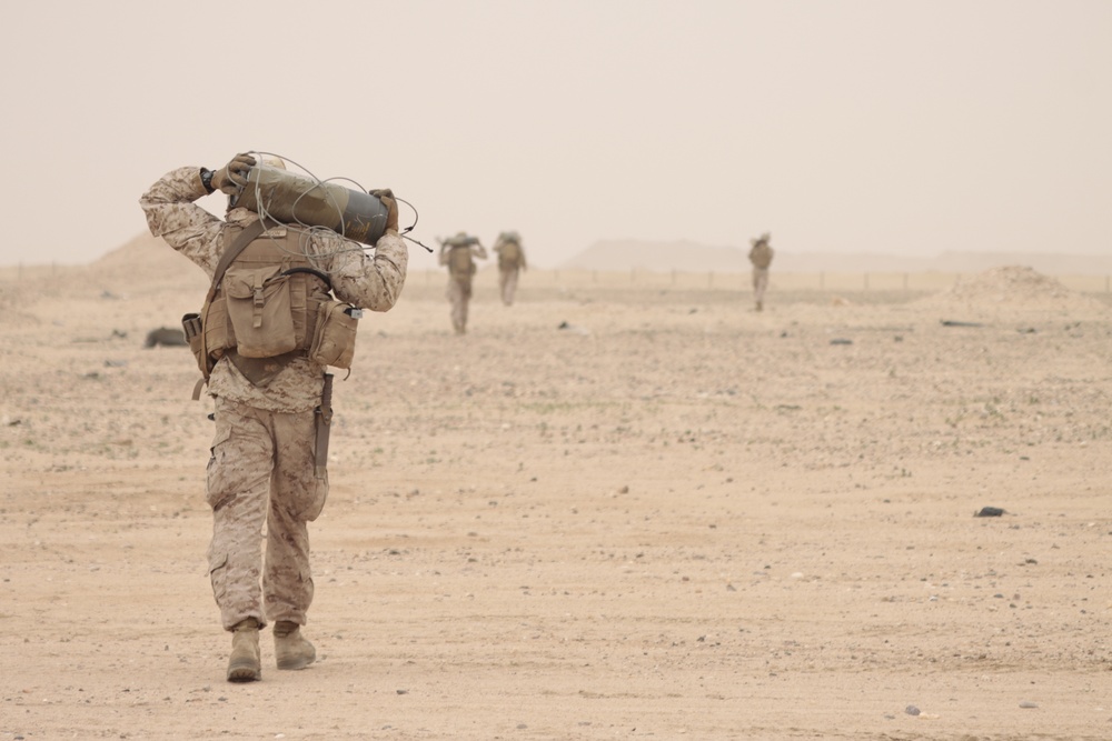 15th MEU combat engineers conduct demolition range