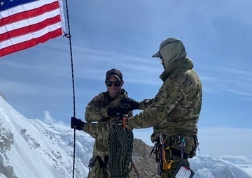 2021 USARAK Denali Expedition Team